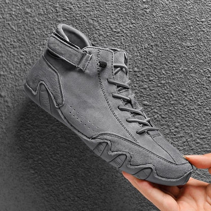 Botas altas de ante hechas a mano