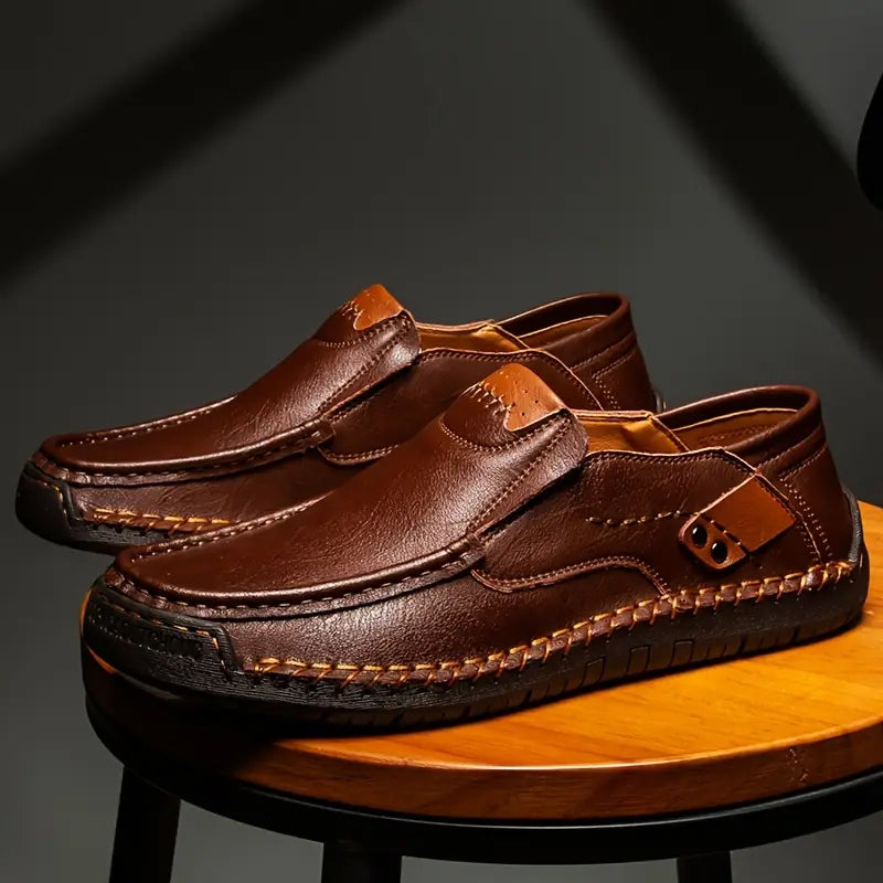 👞✨Zapatos de Cuero Clásicos para Hombre – Piel de Becerra Transpirable, Comodidad de Calce y Estilo Atemporal